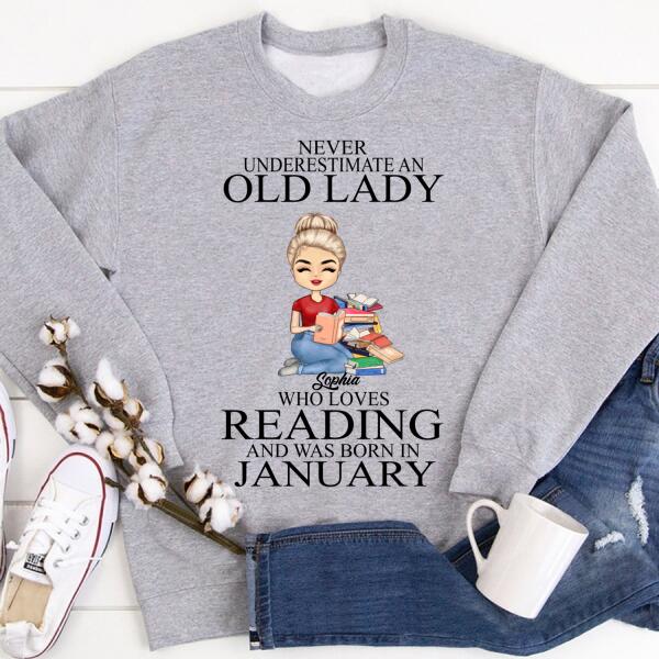 January Birthday Shirt, Custom Birthday Shirt, Never underestimate an Old Lady Who loves reading and was born in January, Her Birthday Gifts For January, Book Lover Shirt, Reading Gifts Cotton Shirt