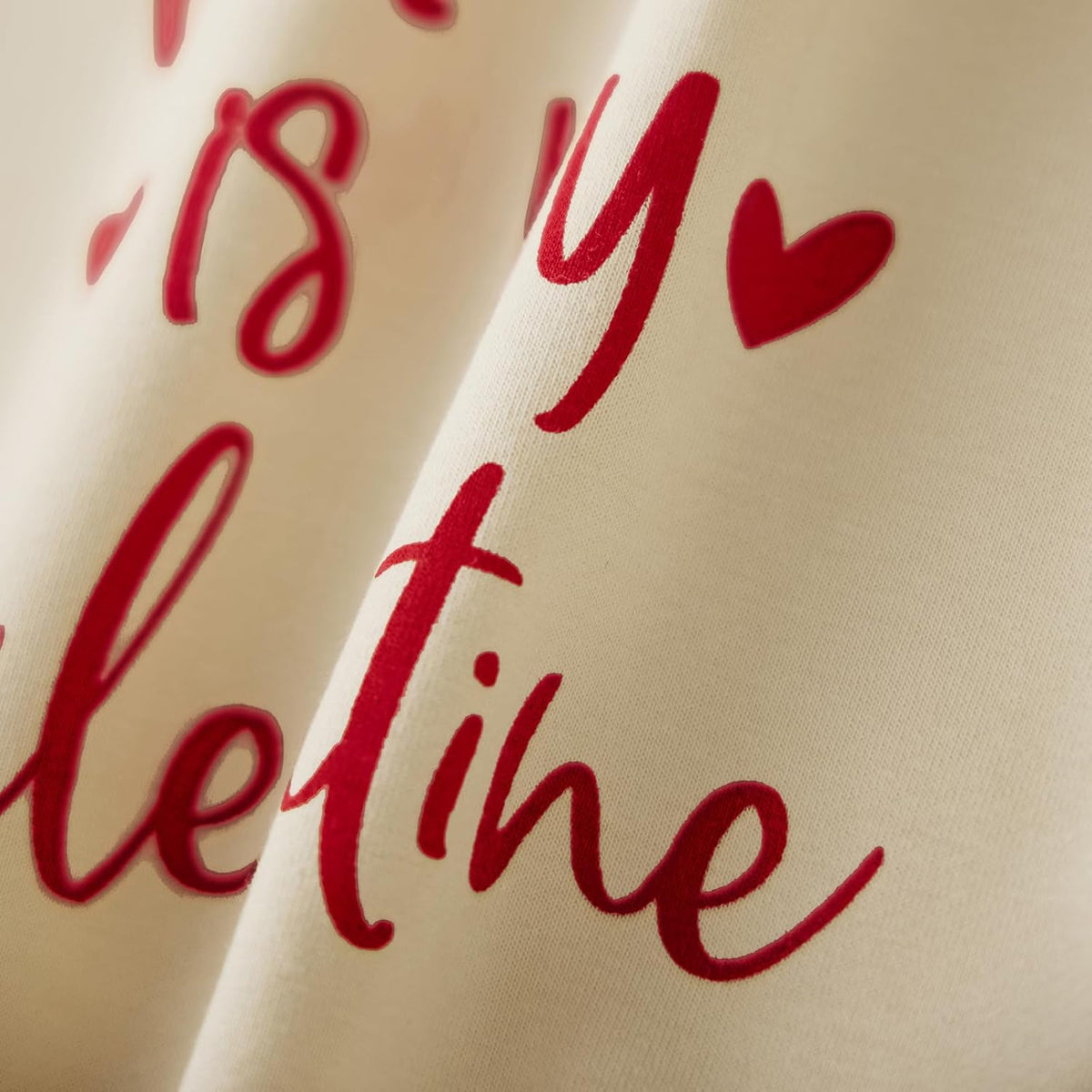 Karuedoo Mommy and Me Valentines Outfits Family Matching Shirts Letter Print Crewneck Long Sleeve Sweatshirt Pullover Top