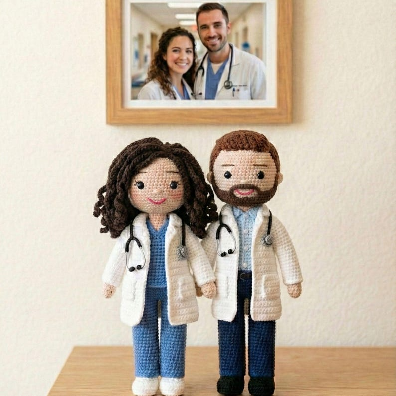Look Alike Doll, Personalized Nurse Doctor Doll, Custom Crochet Doll from Photo, Healthcare Worker Gift, Doctor Nurse Appreciation Gift