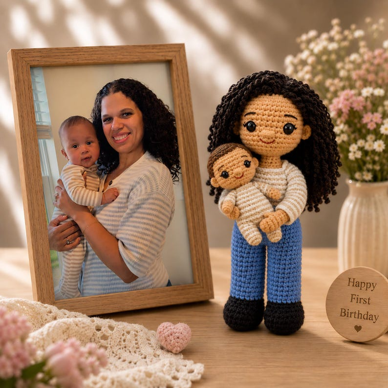 Custom Crochet Mom and Baby Doll from Photo, Personalized New Mom Gift, Handmade Amigurumi Family Portrait, First Birthday Keepsake Gift