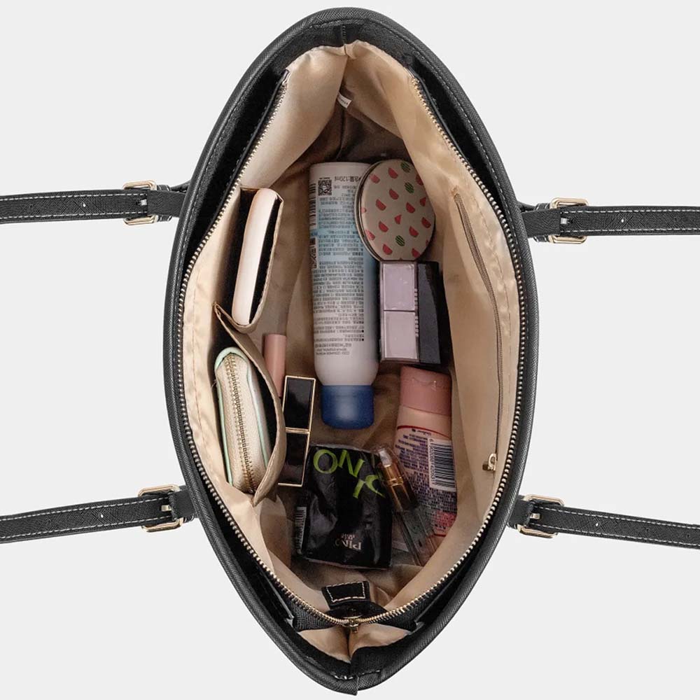 Personalized Tote Bag, Queens Are Born In November Gifts, Custom November Birthday Tote Bag For Woman