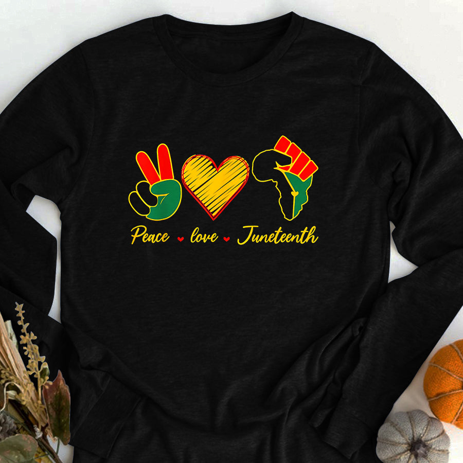 Juneteenth Shirt Peace Love Juneteenth Pride Black Girl Black Queen &amp; King T-Shirt
