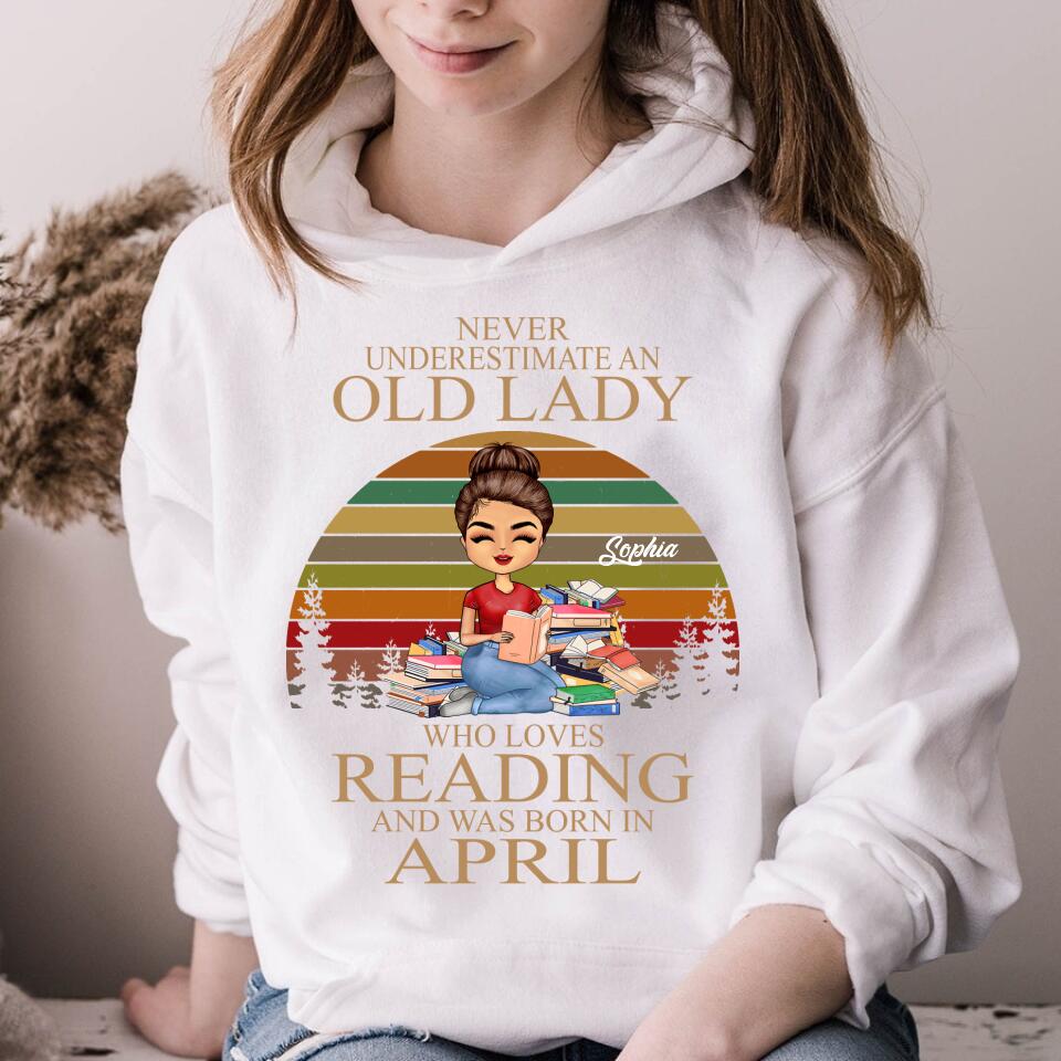 April Birthday Shirt, Custom Birthday Shirt, Queens Born In April, April Birthday Gifts, April shirts for Woman