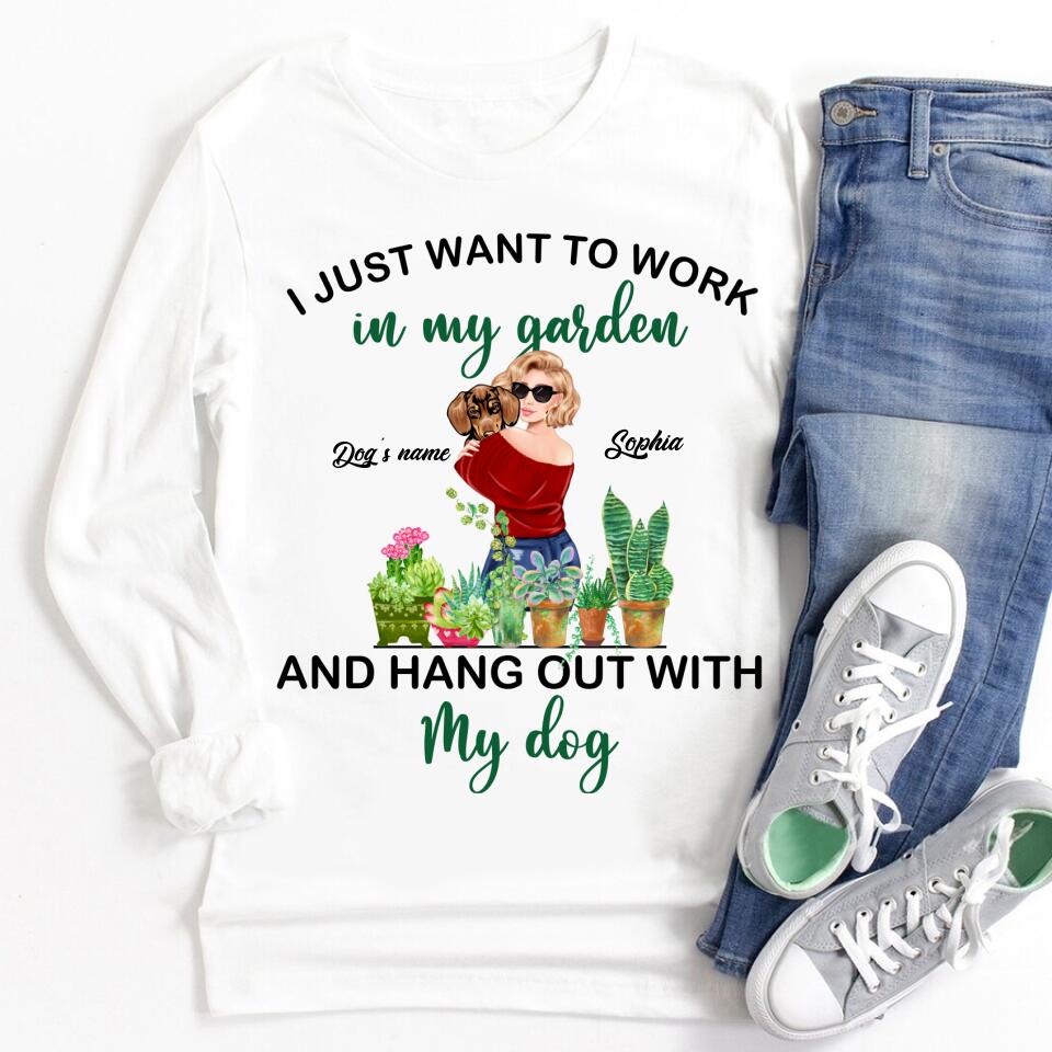 Garden tshirt, Funny Gardening t shirts, t shirt I just want to work in my garden, Gift For Gardeners, Plant Lovers, I just want to work in my garden and hang out with my dog