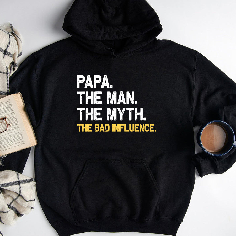 Father&#39;s Day Shirt Mens Father&#39;s Day Gift Papa The Man The Myth The Bad Influence T-Shirt