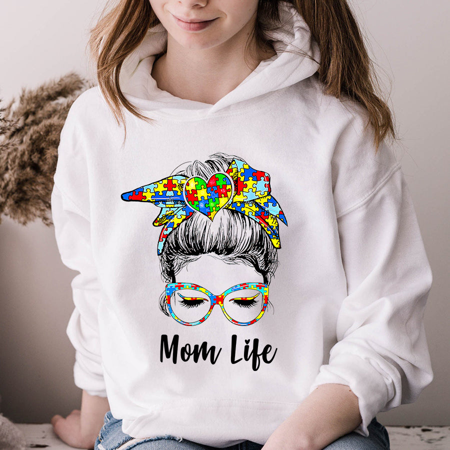 The Autistic Autism Awareness Mom Life T-Shirt Autism Awareness Shirt For Women